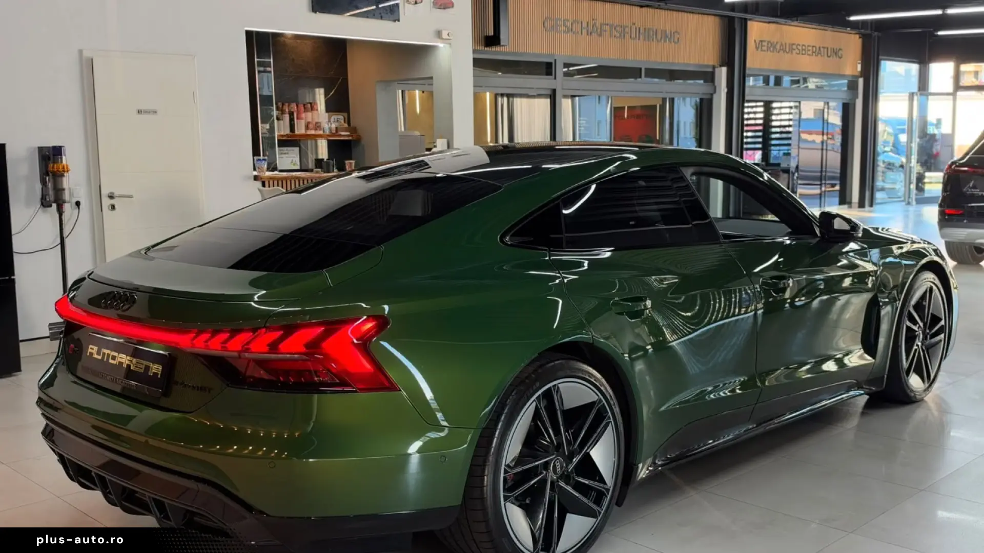 Audi RS e-tron GT quattro   CARBON ROOF • CERAMIC BRAKES