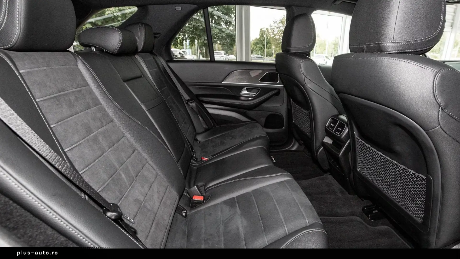 Mercedes-Benz GLE 450 4MATIC   AMG LINE • DISTRONIC