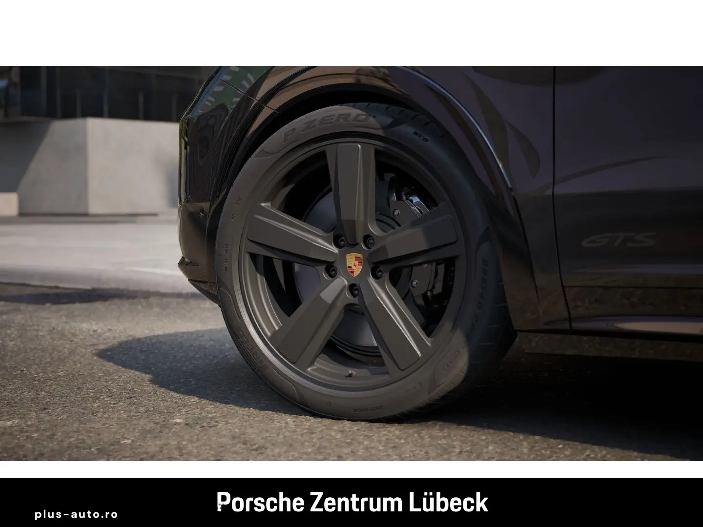 PORSCHE Cayenne GTS