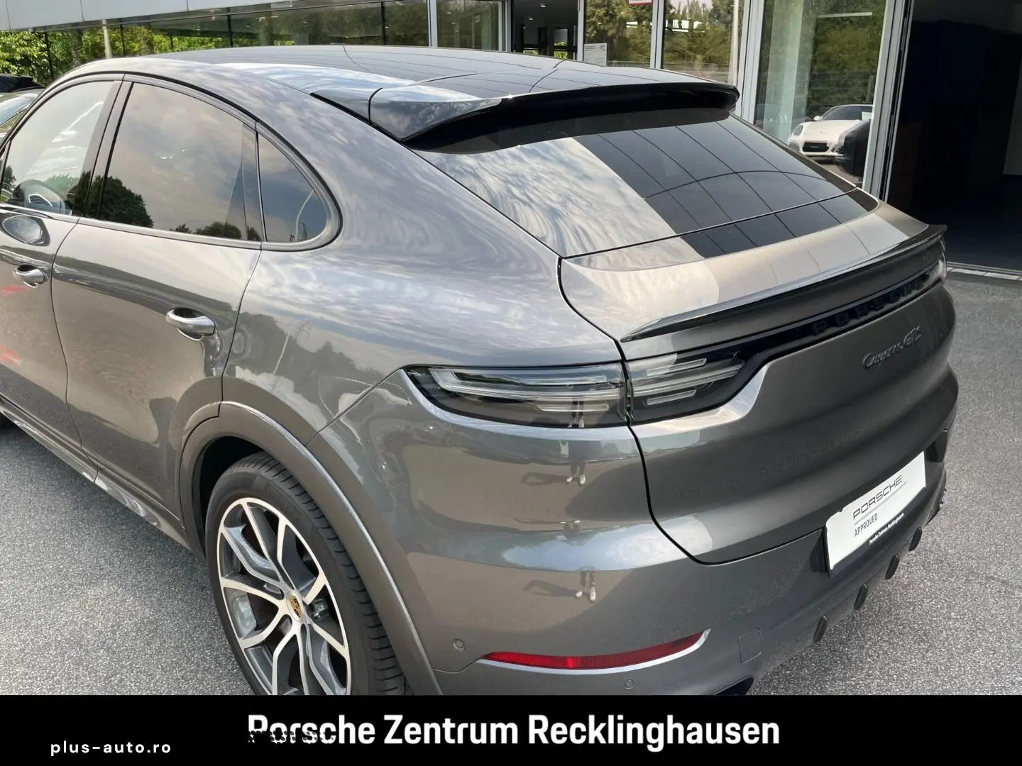 PORSCHE Cayenne GTS Coupe InnoDrive HA-Lenkung Soft-Clos