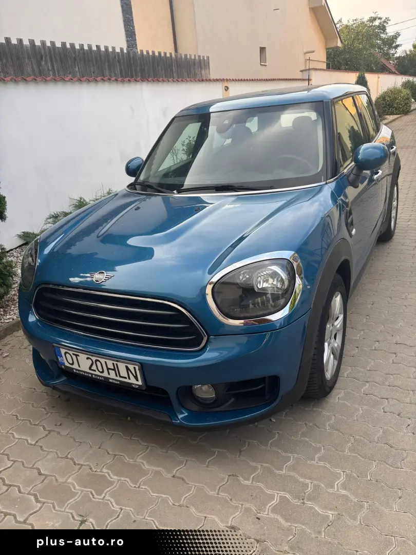 MINI One Countryman