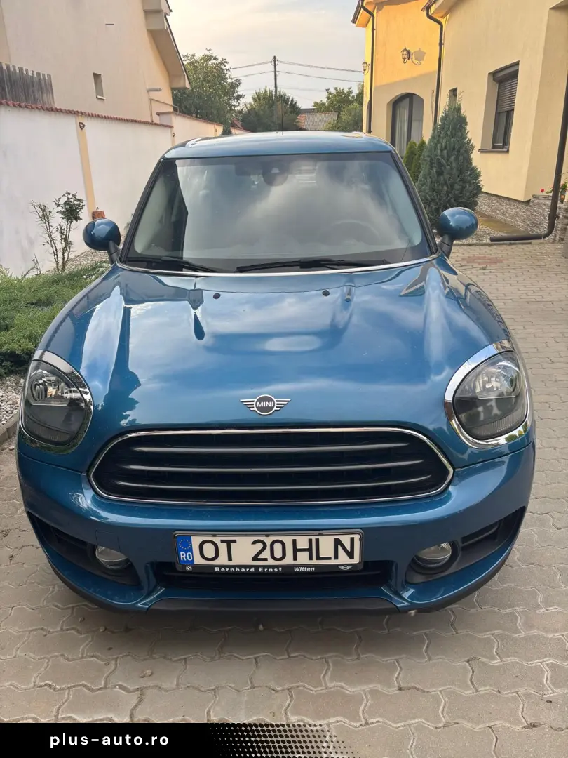 MINI One Countryman
