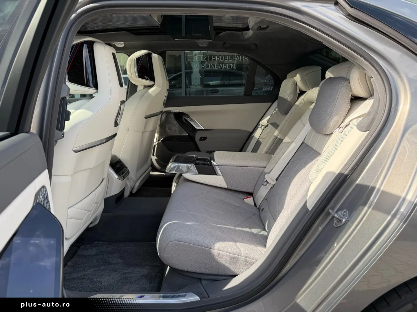 BMW 750e xDrive M Sport   ExecutiveDrivePro AHK