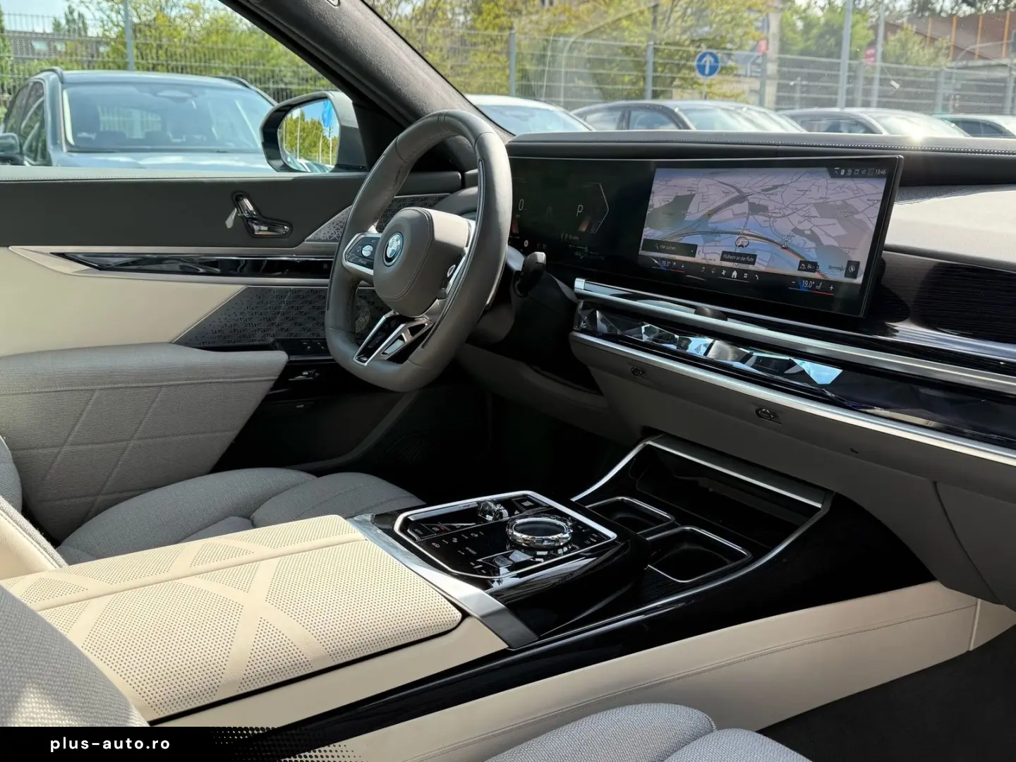 BMW 750e xDrive M Sport   ExecutiveDrivePro AHK