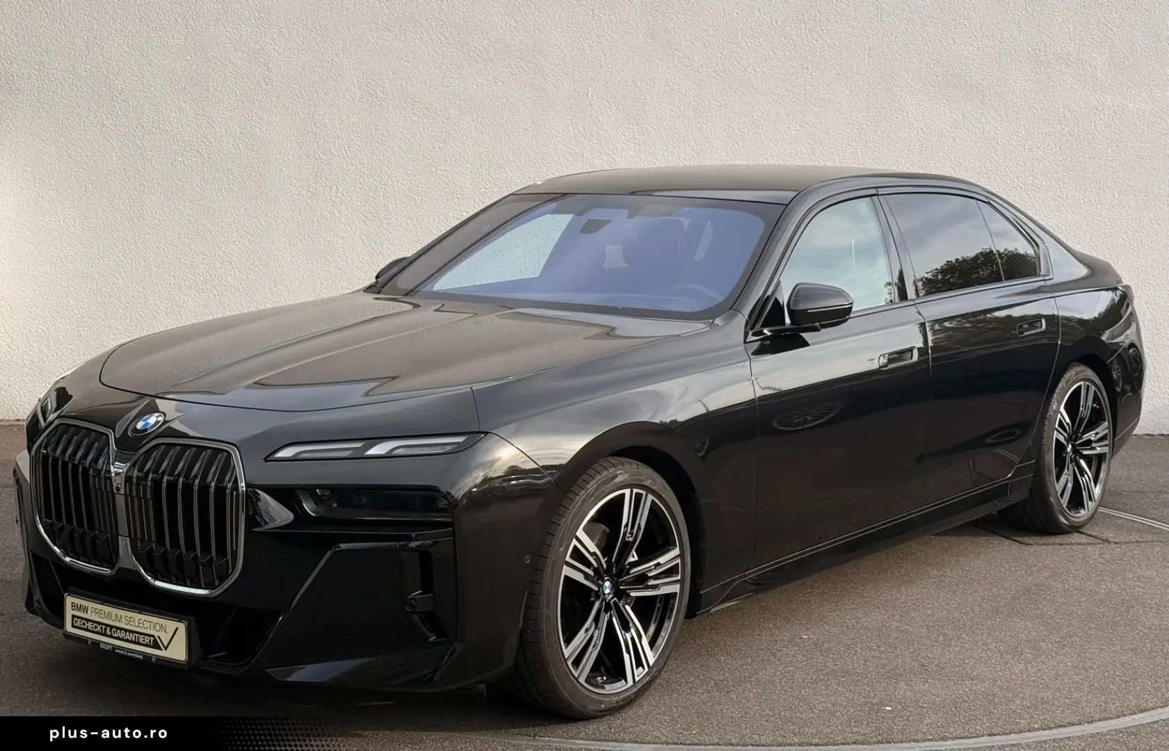 BMW 740d xDrive M SPORT PANO SKY LM21 AHK STANDHZ IC
