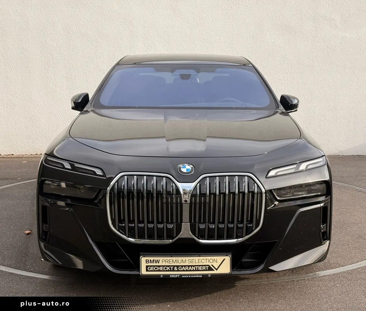 BMW 740d xDrive M SPORT PANO SKY LM21 AHK STANDHZ IC