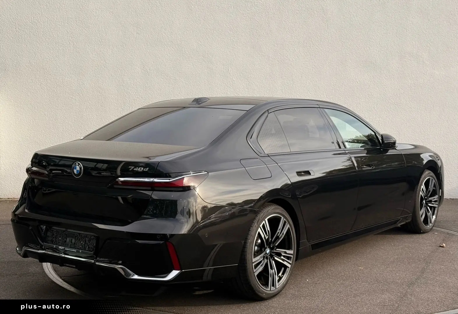 BMW 740d xDrive M SPORT PANO SKY LM21 AHK STANDHZ IC