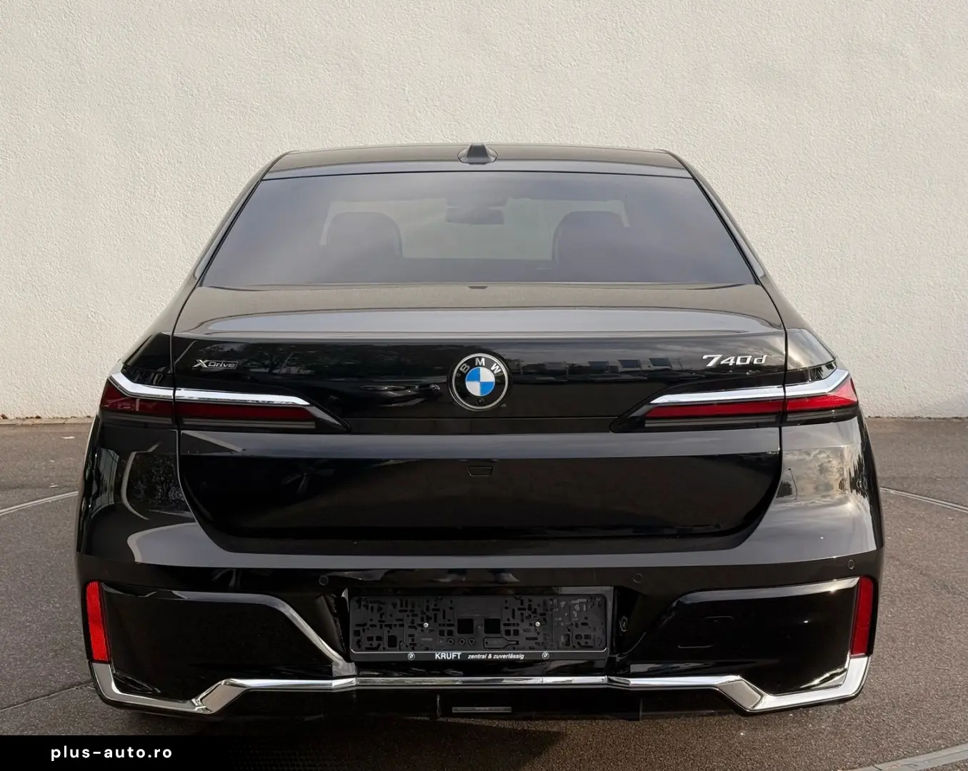 BMW 740d xDrive M SPORT PANO SKY LM21 AHK STANDHZ IC
