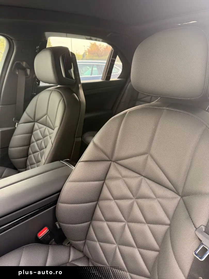 BMW 740d xDrive M SPORT PANO SKY LM21 AHK STANDHZ IC