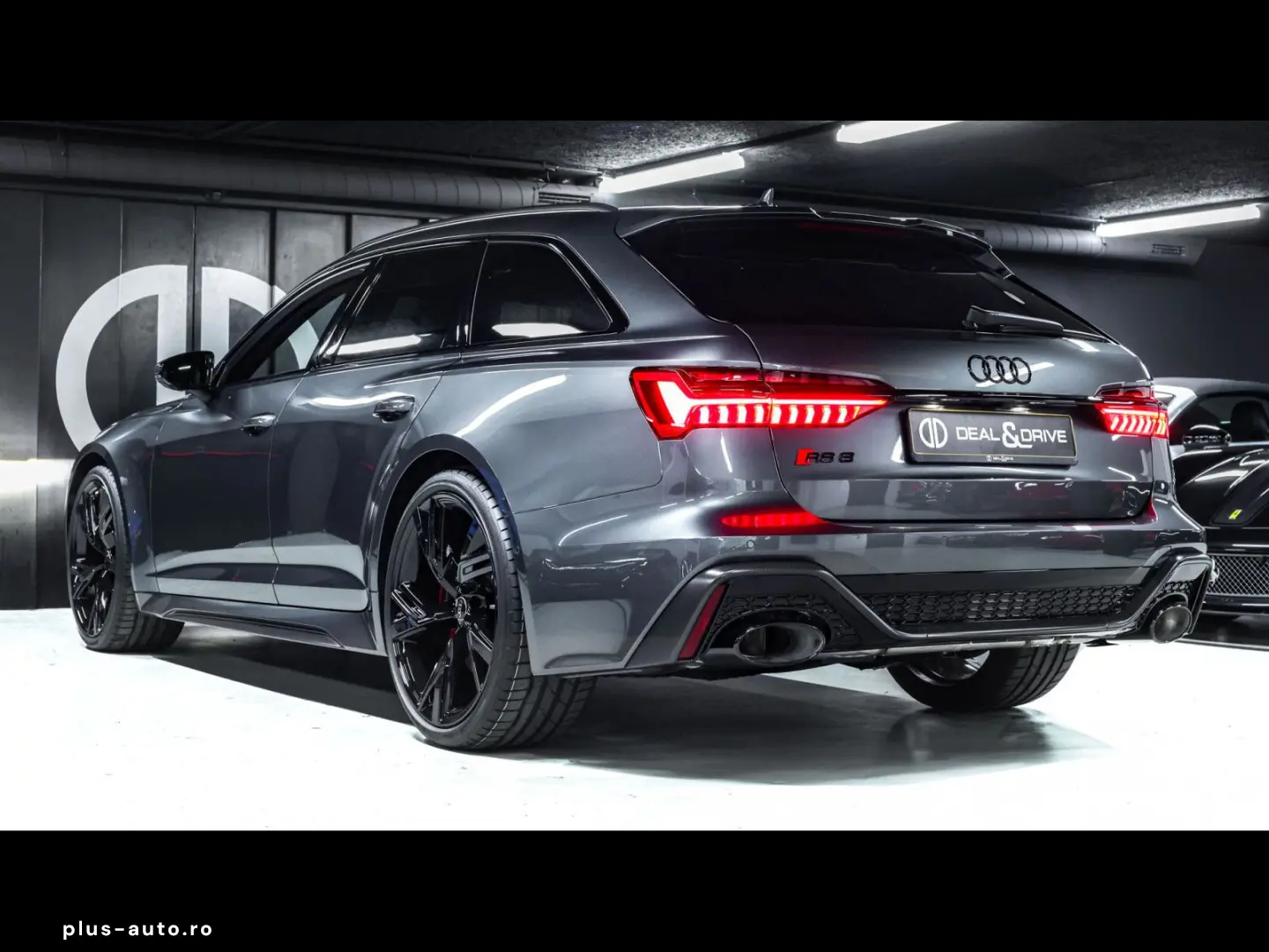 AUDI RS6 AVANT PERFORMANCE DYNAMIC 305kmh VOLL CARBON