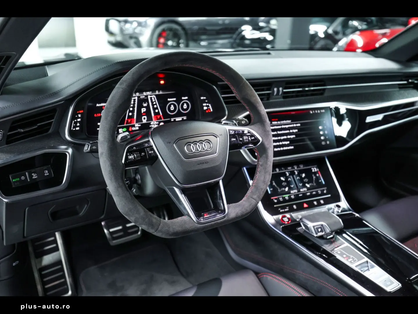 AUDI RS6 AVANT PERFORMANCE DYNAMIC 305kmh VOLL CARBON