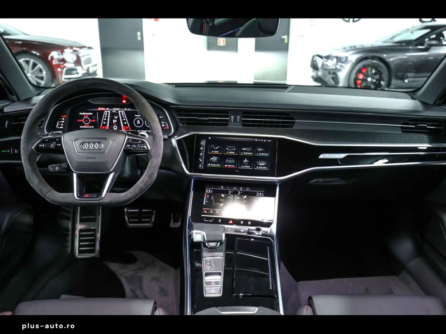 AUDI RS6 AVANT PERFORMANCE DYNAMIC 305kmh VOLL CARBON