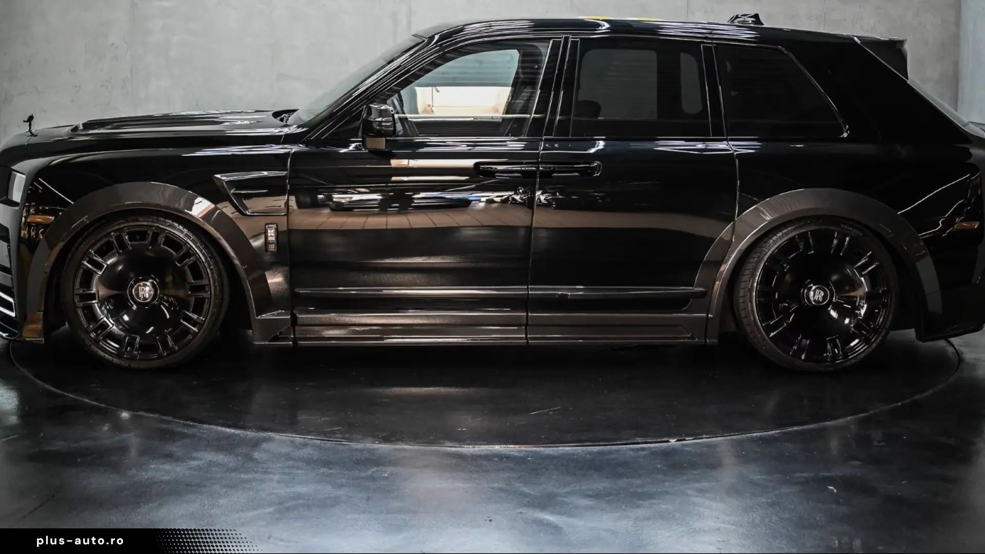 Rolls-Royce Cullinan Black Badge KEYVANY 1 of 20