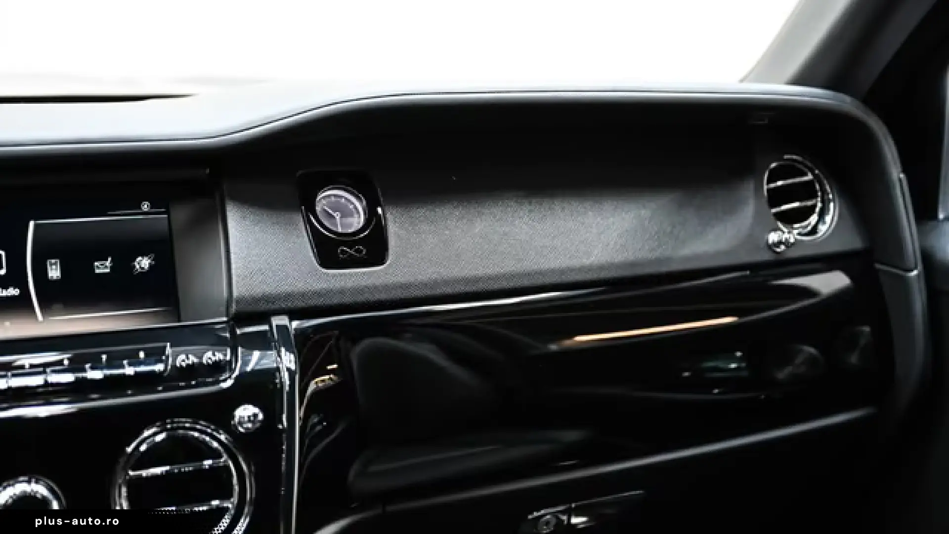 Rolls-Royce Cullinan Black Badge KEYVANY 1 of 20