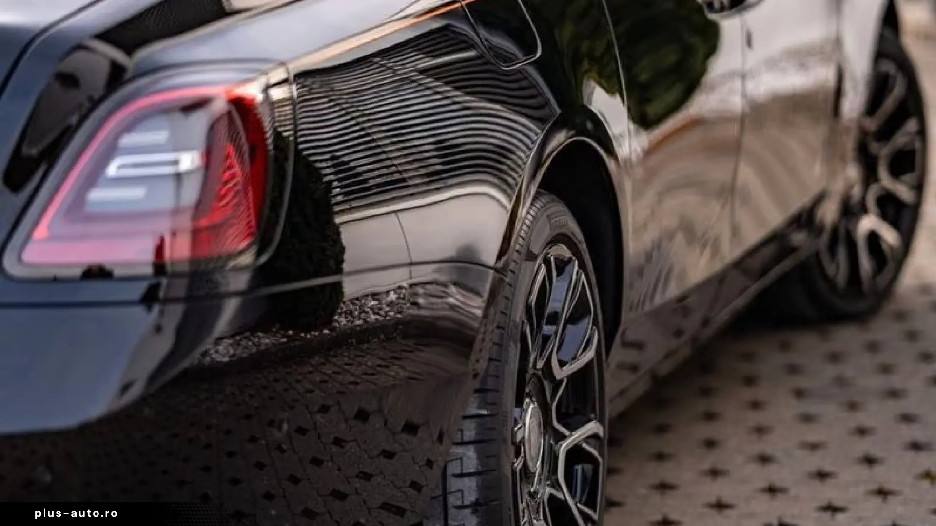 Rolls-Royce Ghost Black Badge Interior Hermes