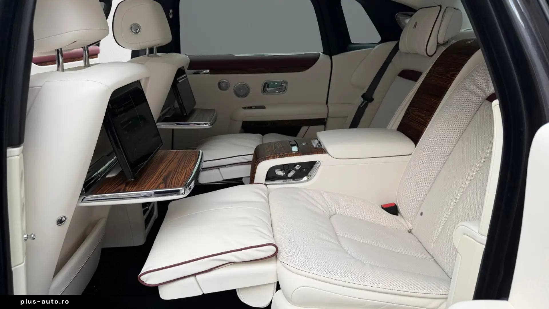 Rolls-Royce Ghost EWB Extended Wheelbase