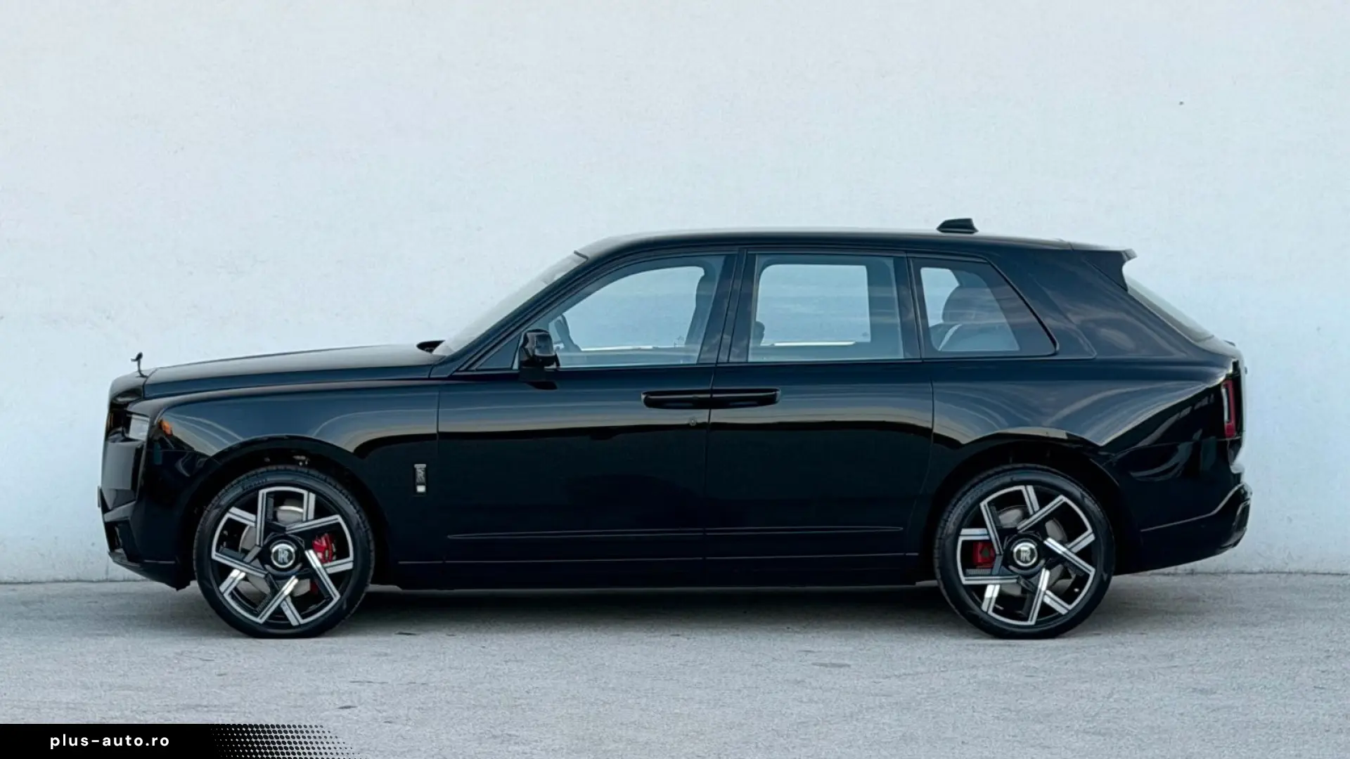 Rolls-Royce Cullinan Black Badge