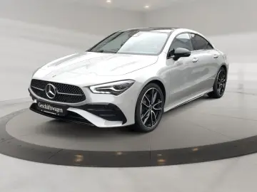 MERCEDES-BENZ CLA 200 Coupe AMG AMG MBUX Night AHK Pano SHD
