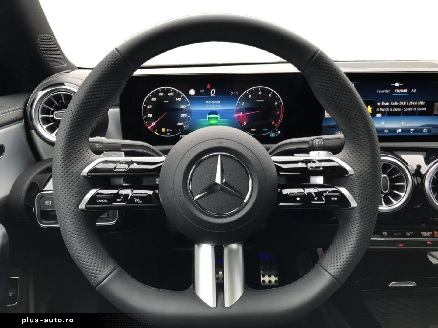 MERCEDES-BENZ CLA 200 Coupe AMG AMG MBUX Night AHK Pano SHD