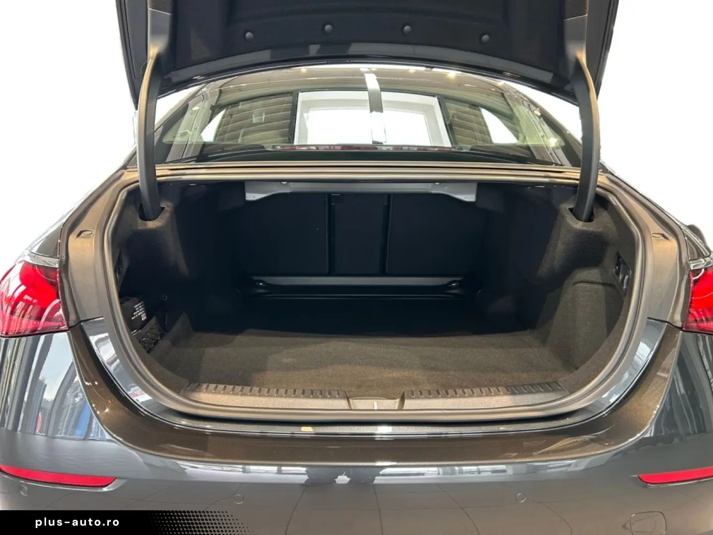 MERCEDES-BENZ E 220 d Avantgarde Avantgarde MBUX AHK&hellip;
