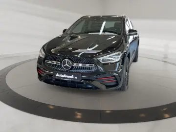 MERCEDES-BENZ GLA 250 e AMG AMG MBUX MBeam Carbon Fahrassist