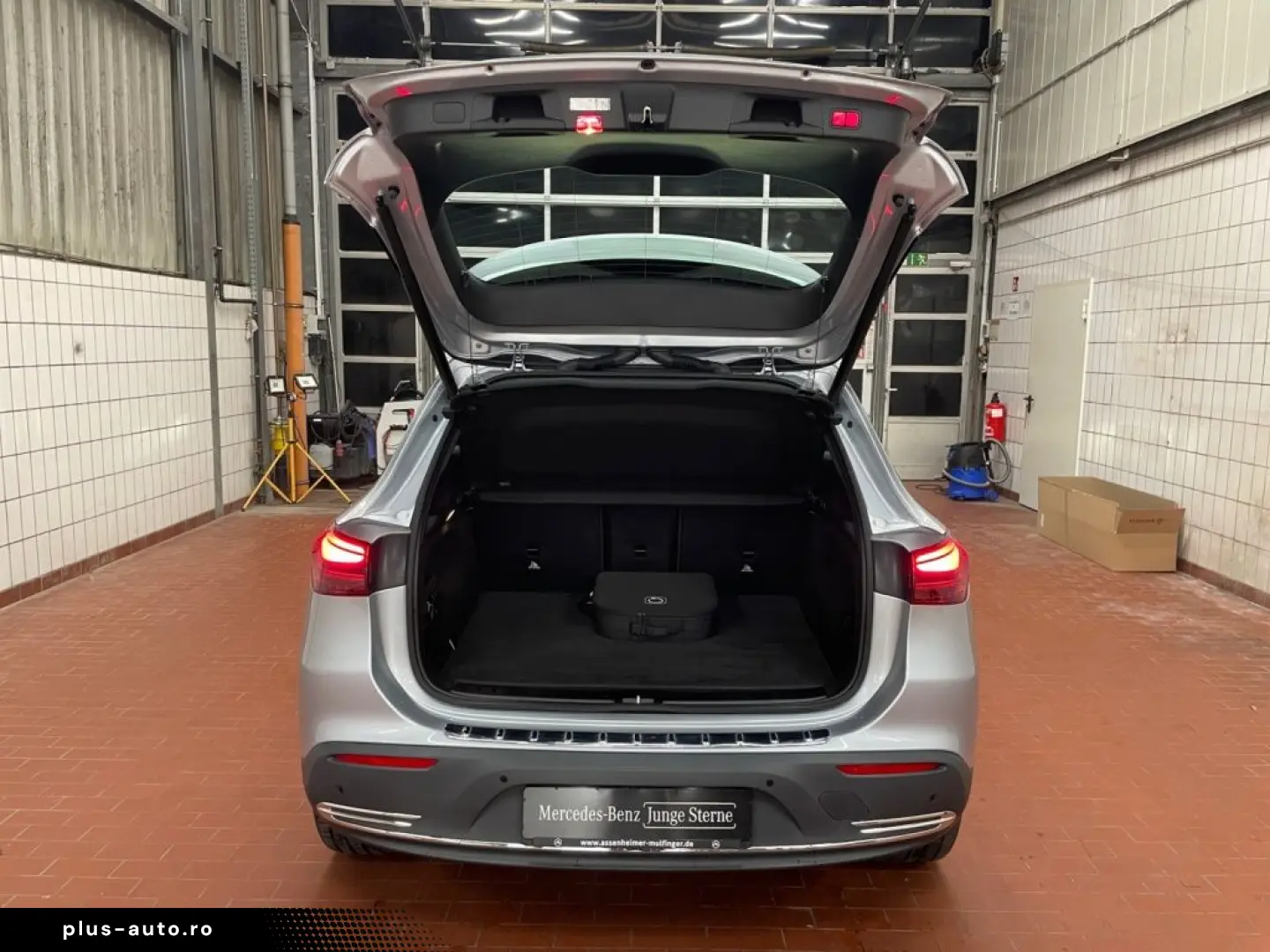 MERCEDES-BENZ EQA 250  Progressive MBUX Progressive &hellip;