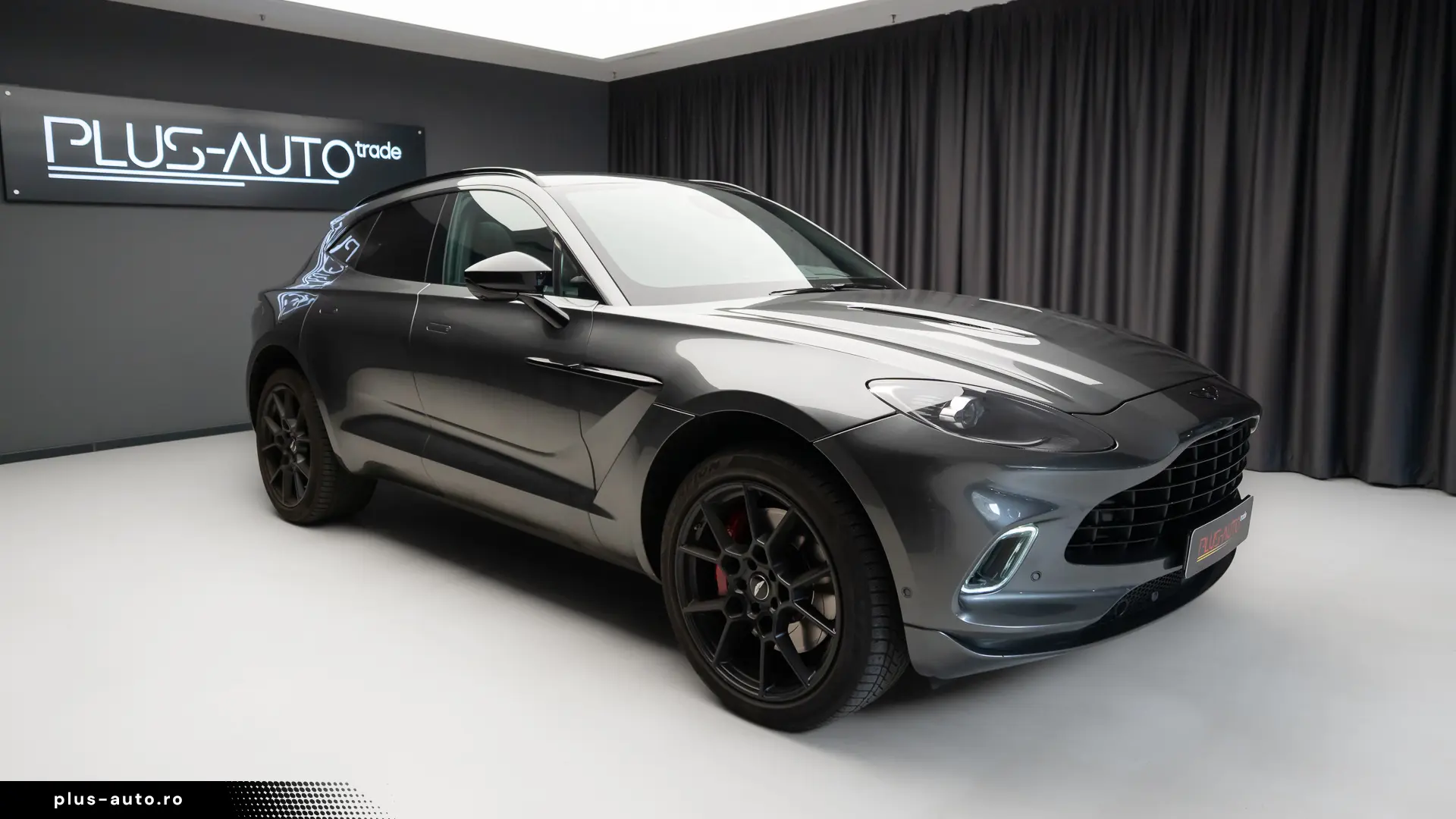 Aston Martin DBX V8 4.0 Bi-Turbo-Dynamic-Indulgence Pack