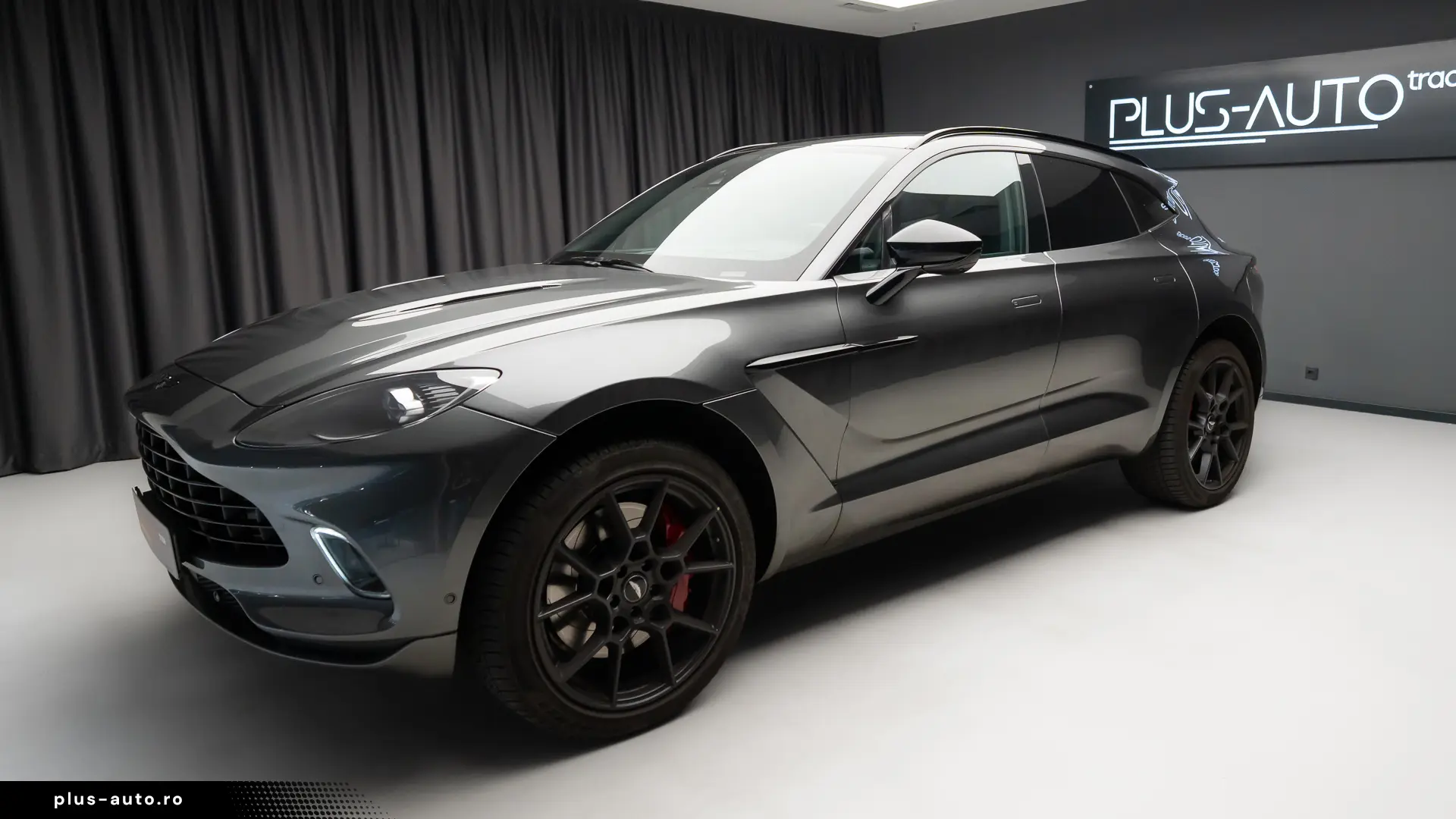 Aston Martin DBX V8 4.0 Bi-Turbo-Dynamic-Indulgence Pack