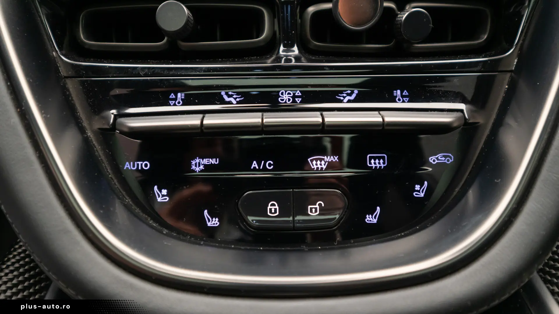 Aston Martin DBX V8 4.0 Bi-Turbo-Dynamic-Indulgence Pack