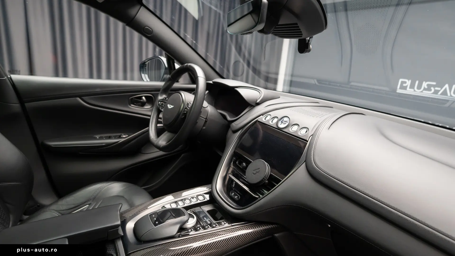 Aston Martin DBX V8 4.0 Bi-Turbo-Dynamic-Indulgence Pack