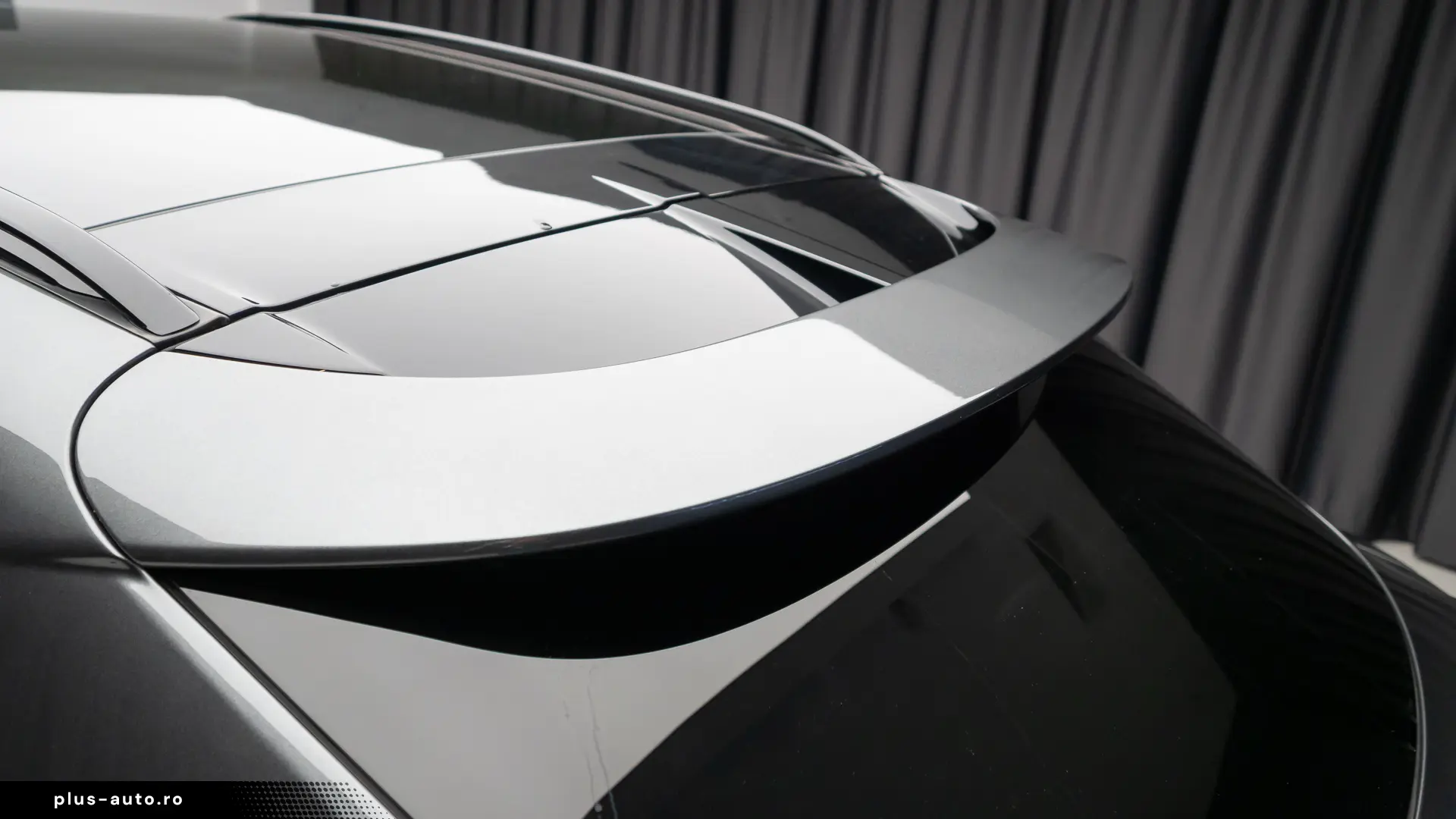 Aston Martin DBX V8 4.0 Bi-Turbo-Dynamic-Indulgence Pack