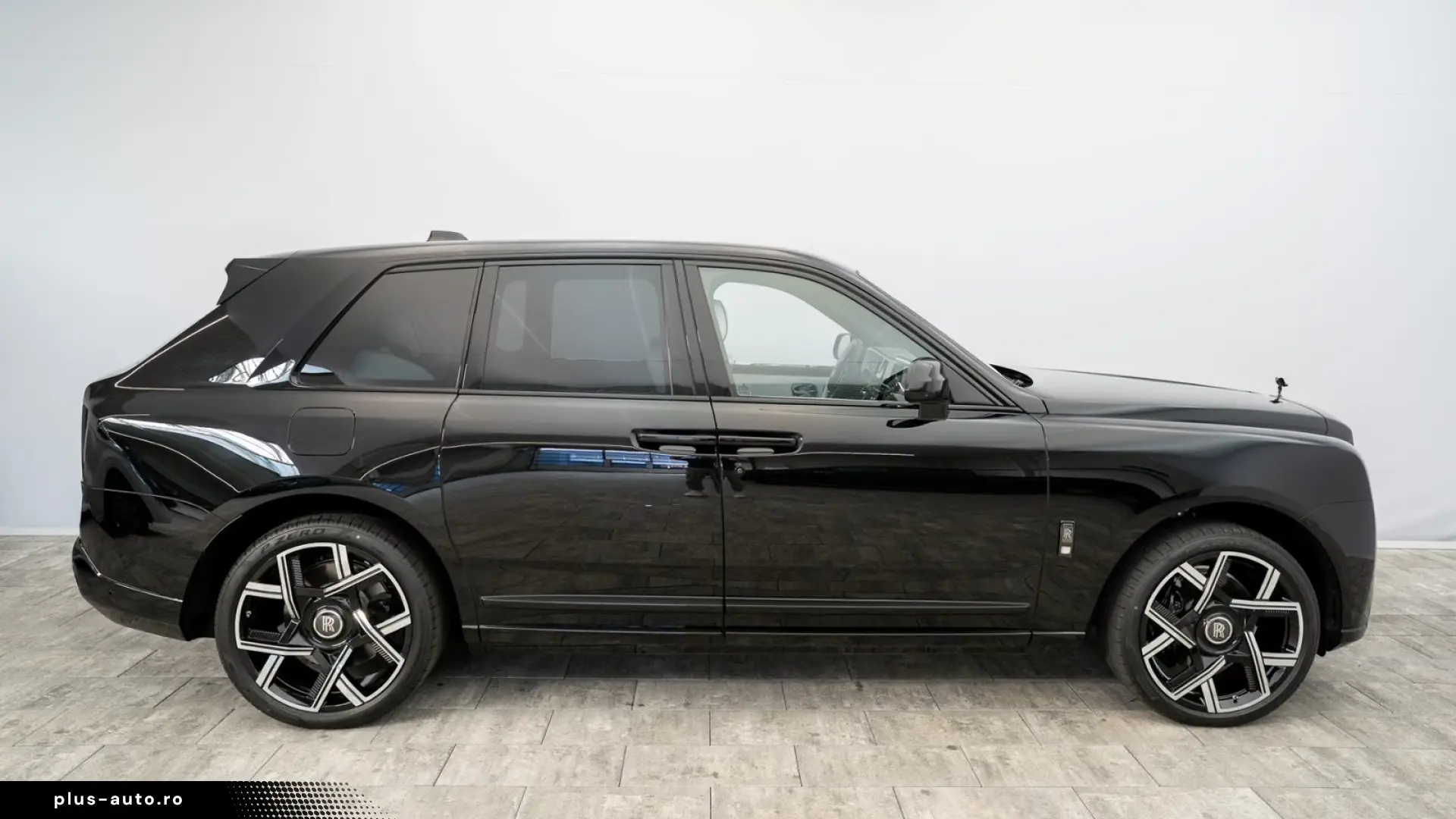 Rolls-Royce Cullinan II Black Badge 2026 Bespoke