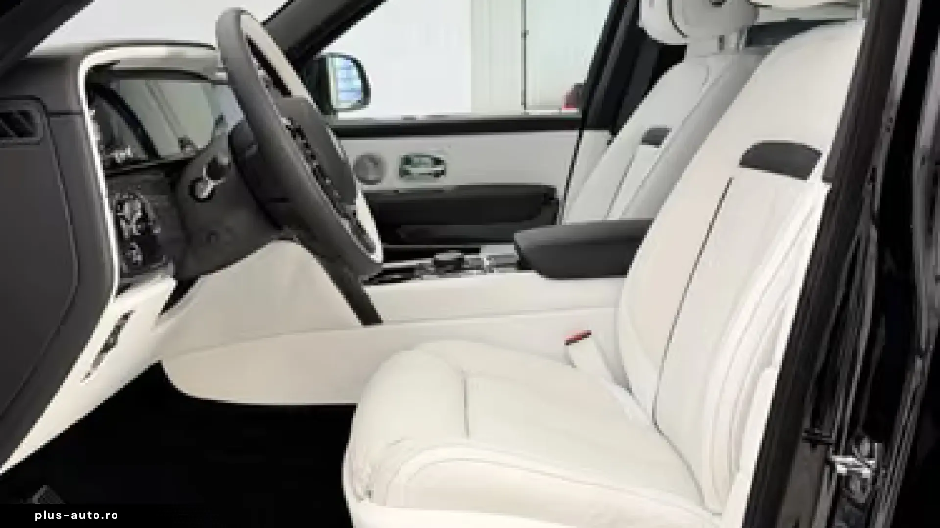 Rolls-Royce Cullinan II Black Badge 2026 Bespoke