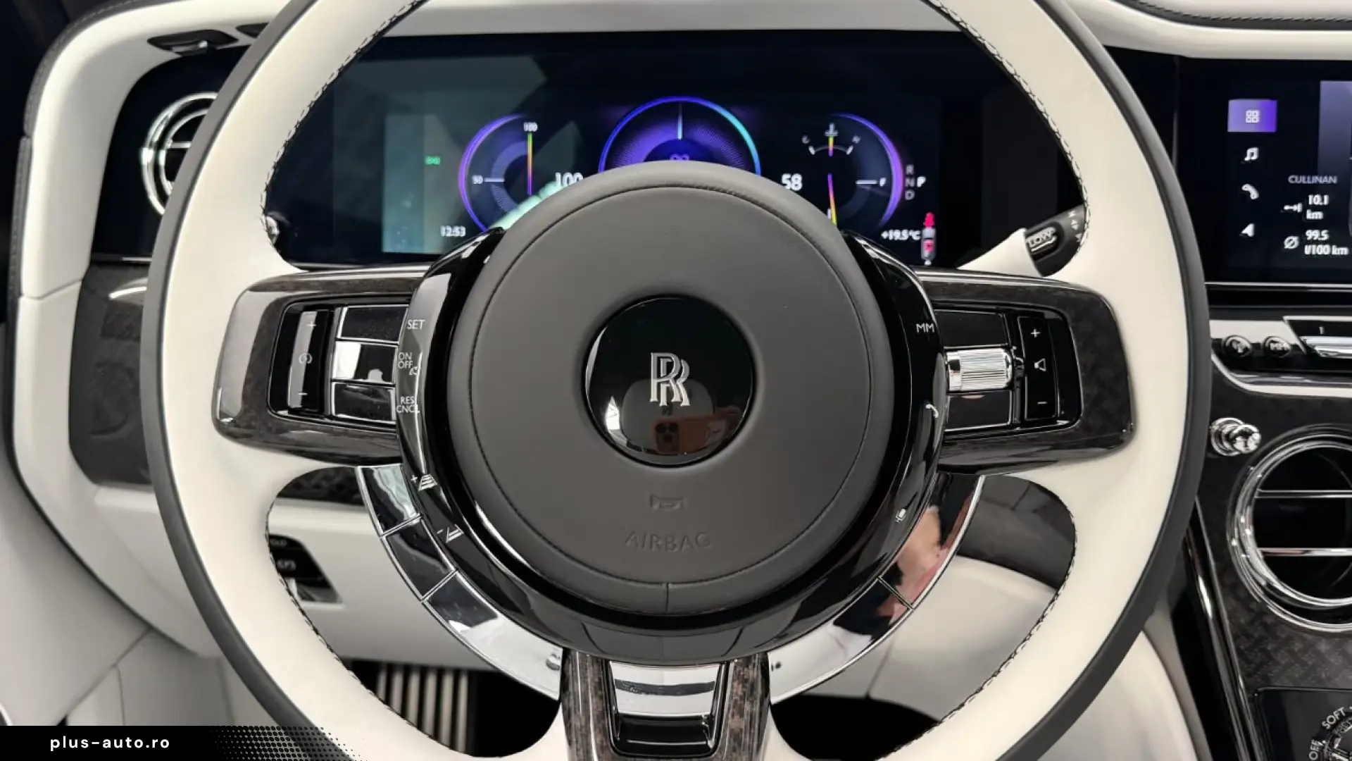 Rolls-Royce Cullinan II Black Badge 2026 Bespoke