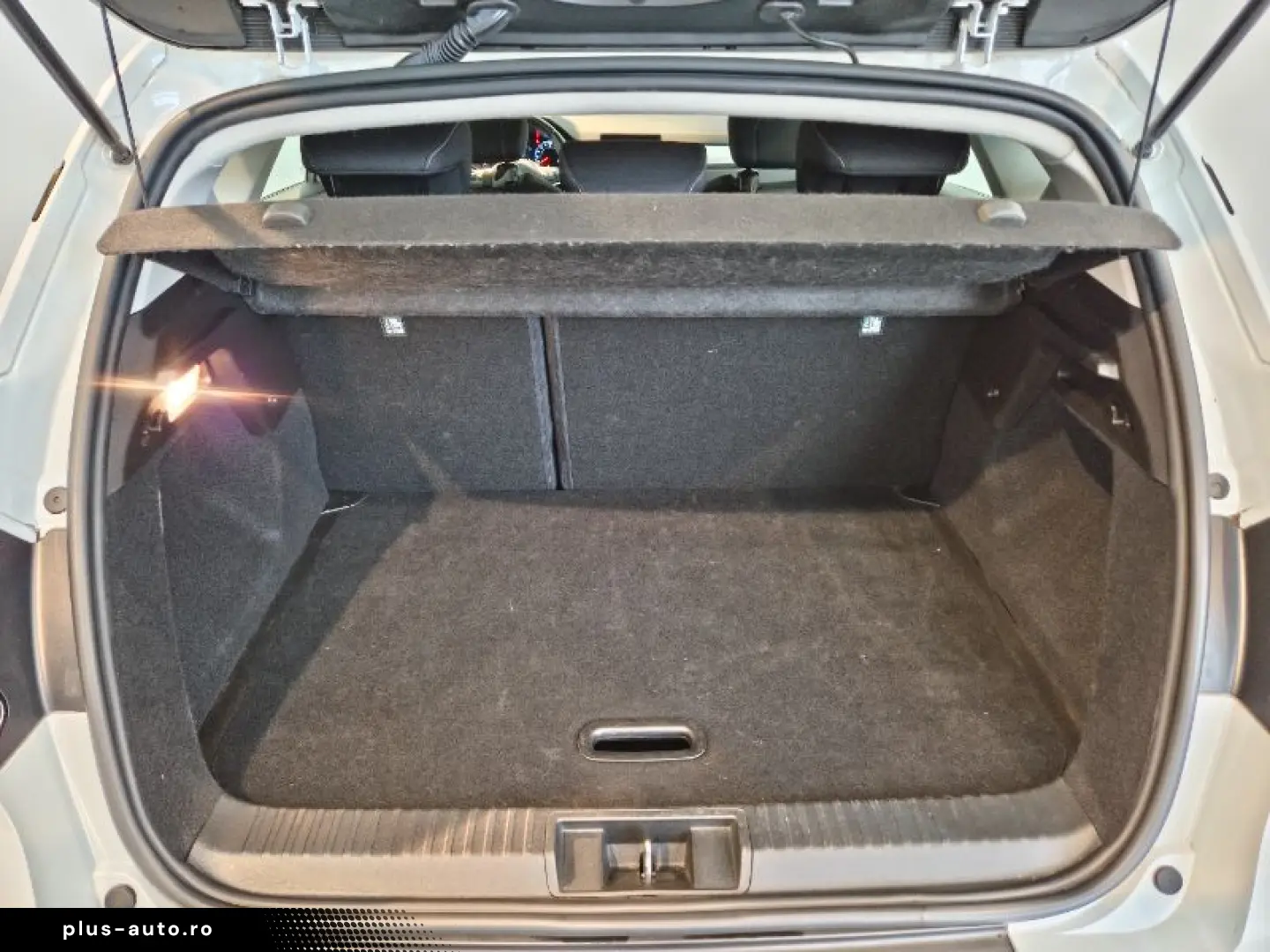 RENAULT CAPTUR 1.3 TCe MHEV 140CP Zen