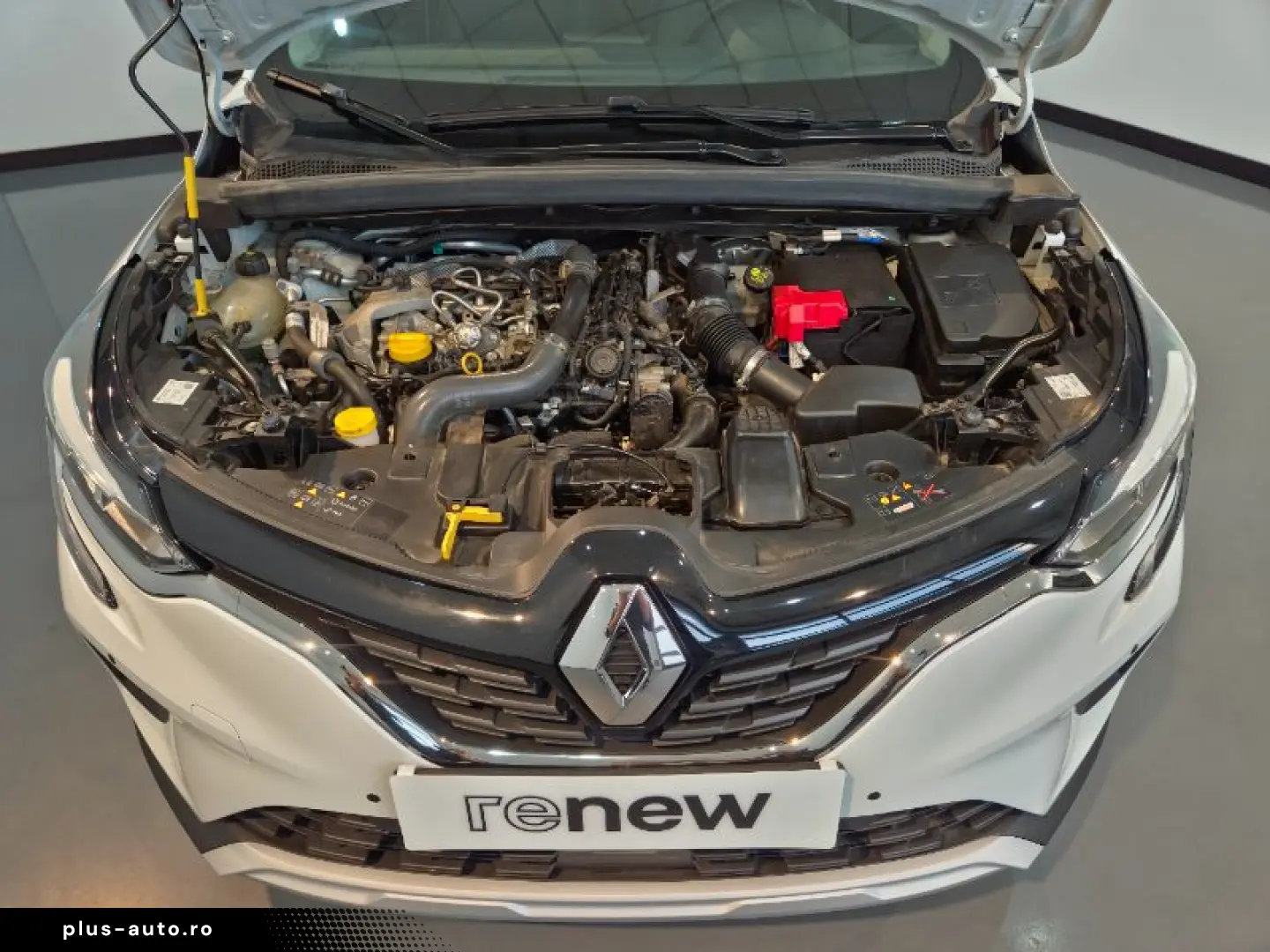 RENAULT CAPTUR 1.3 TCe MHEV 140CP Zen