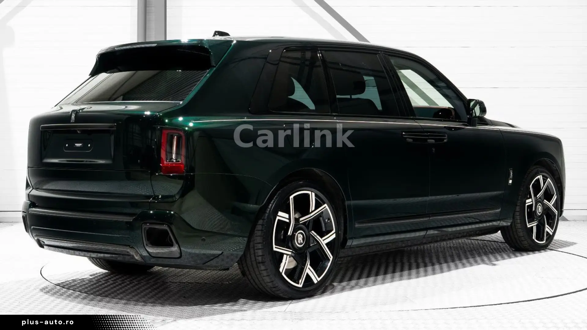Rolls-Royce Cullinan Series II Black Badge -DARK