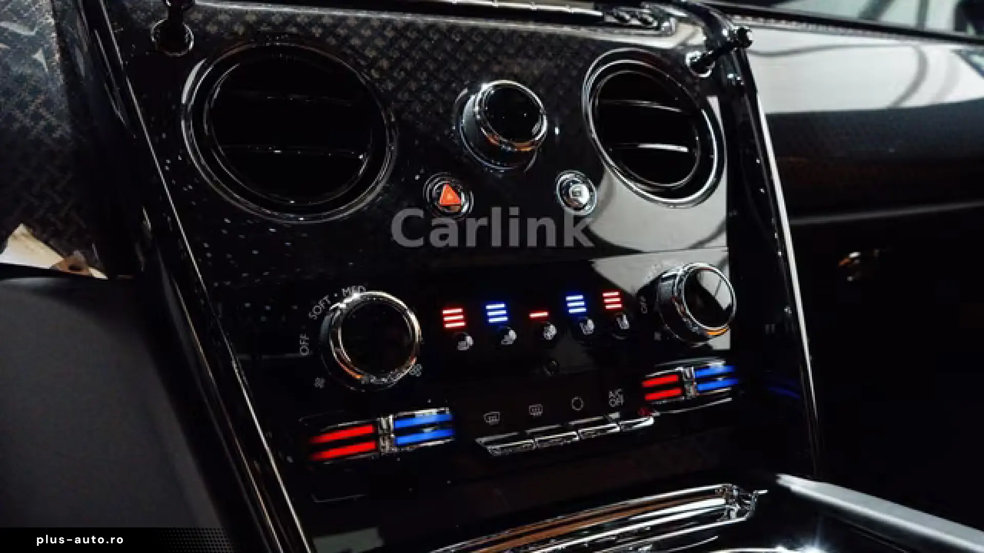 Rolls-Royce Cullinan Series II Black Badge -DARK