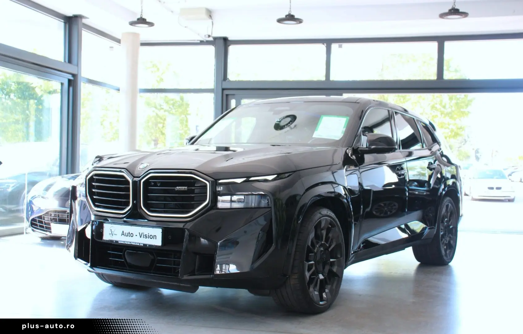 BMW XM (G09)  A-LED ACC B&W HUD 360  SoftClose SHZ
