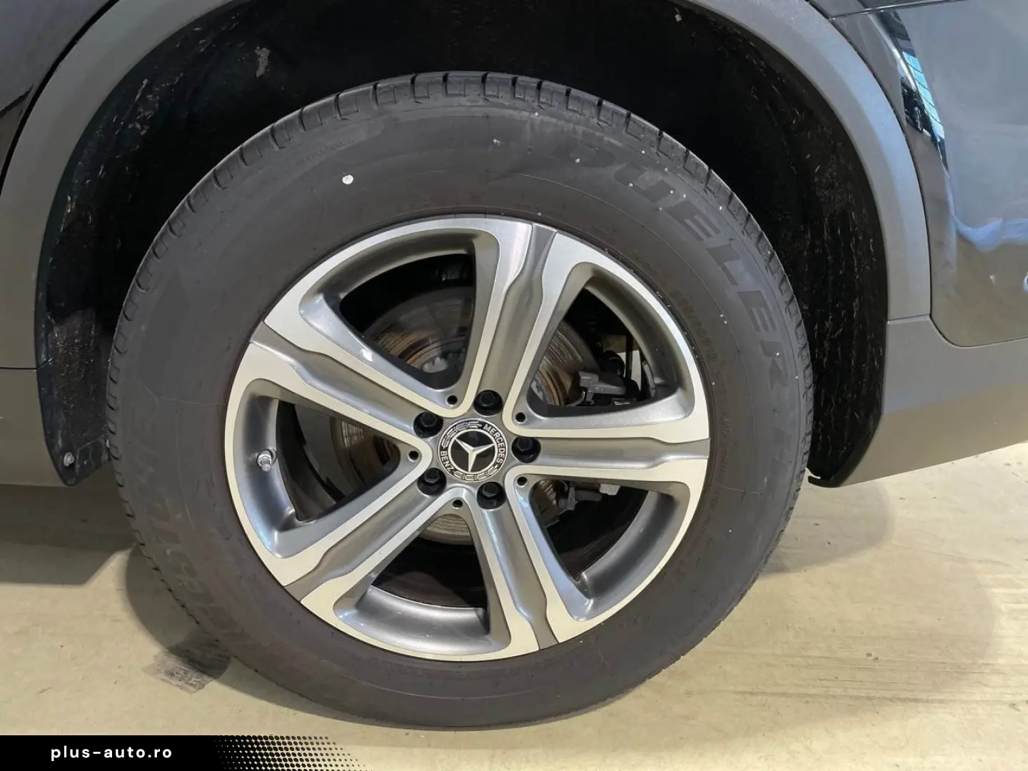 MERCEDES-BENZ GLC 220 d 4Matic Airmatic AHK Pano S-Dach