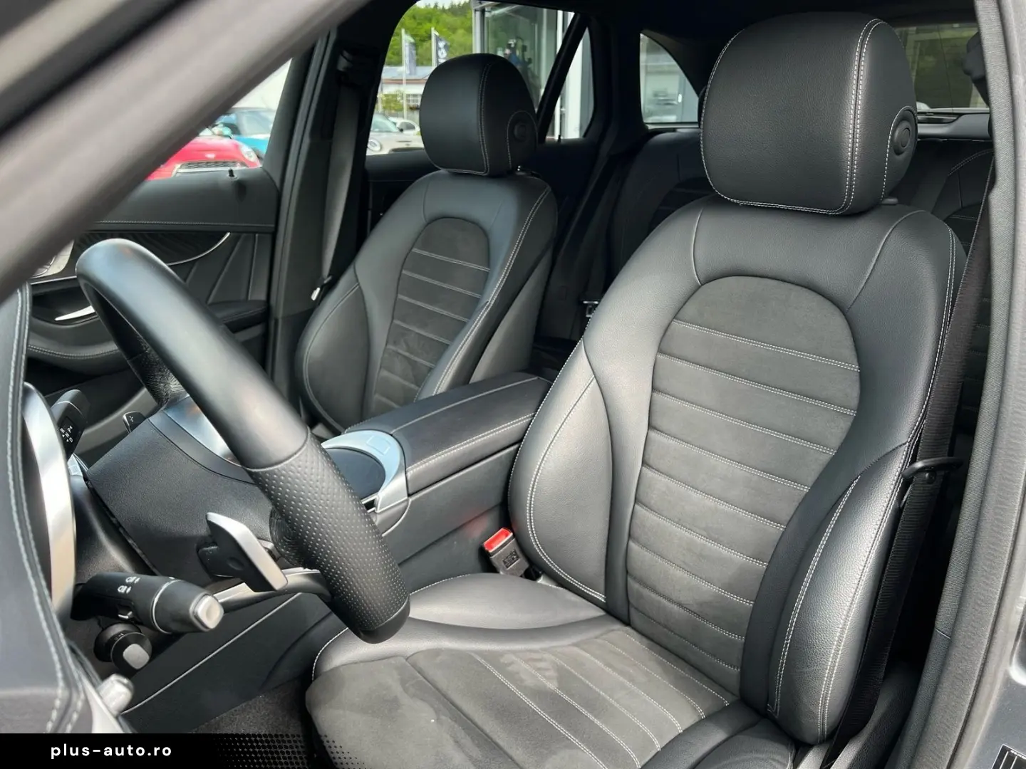 MERCEDES-BENZ GLC 200 4Matic AMG Line AHK RFK Shz Navi