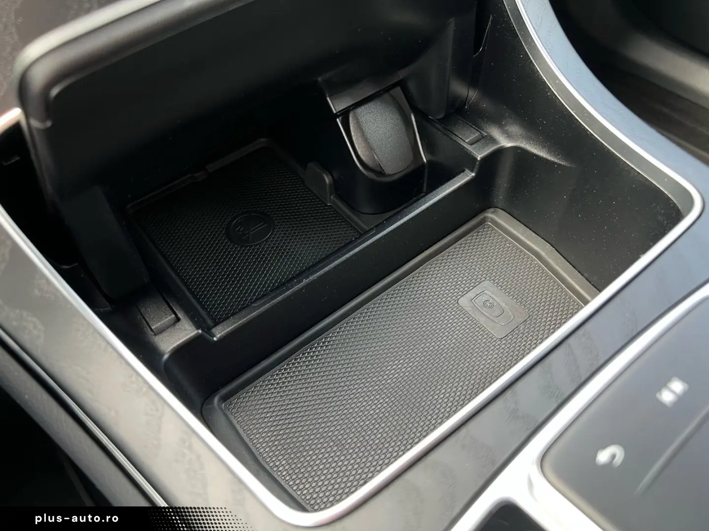 MERCEDES-BENZ GLC 200 4Matic AMG Line AHK RFK Shz Navi