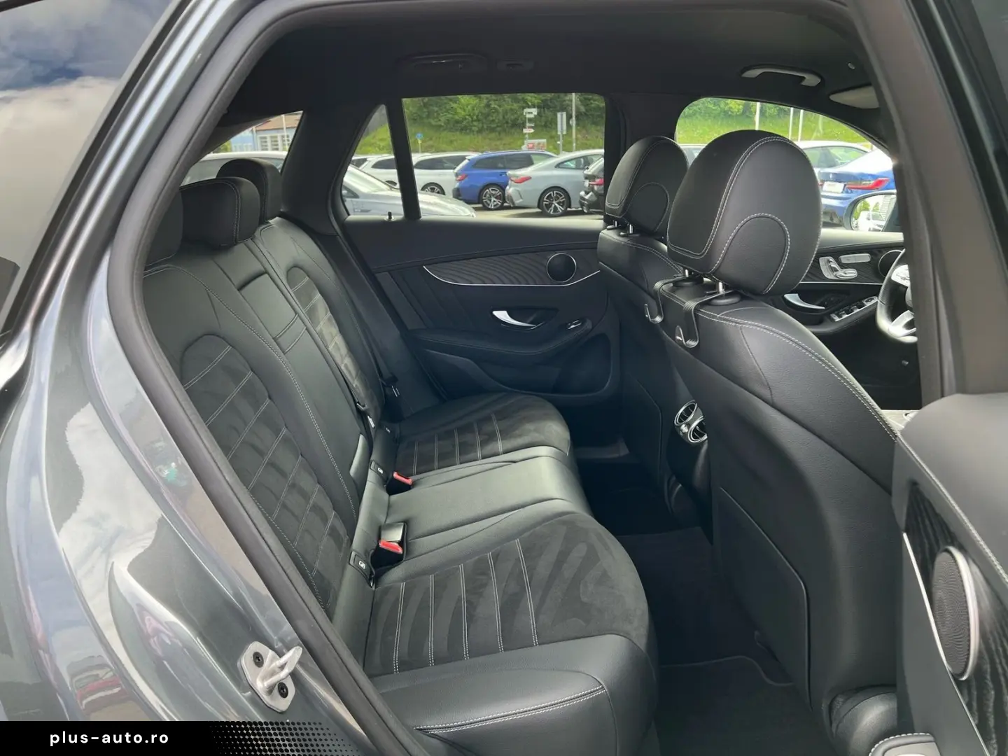 MERCEDES-BENZ GLC 200 4Matic AMG Line AHK RFK Shz Navi