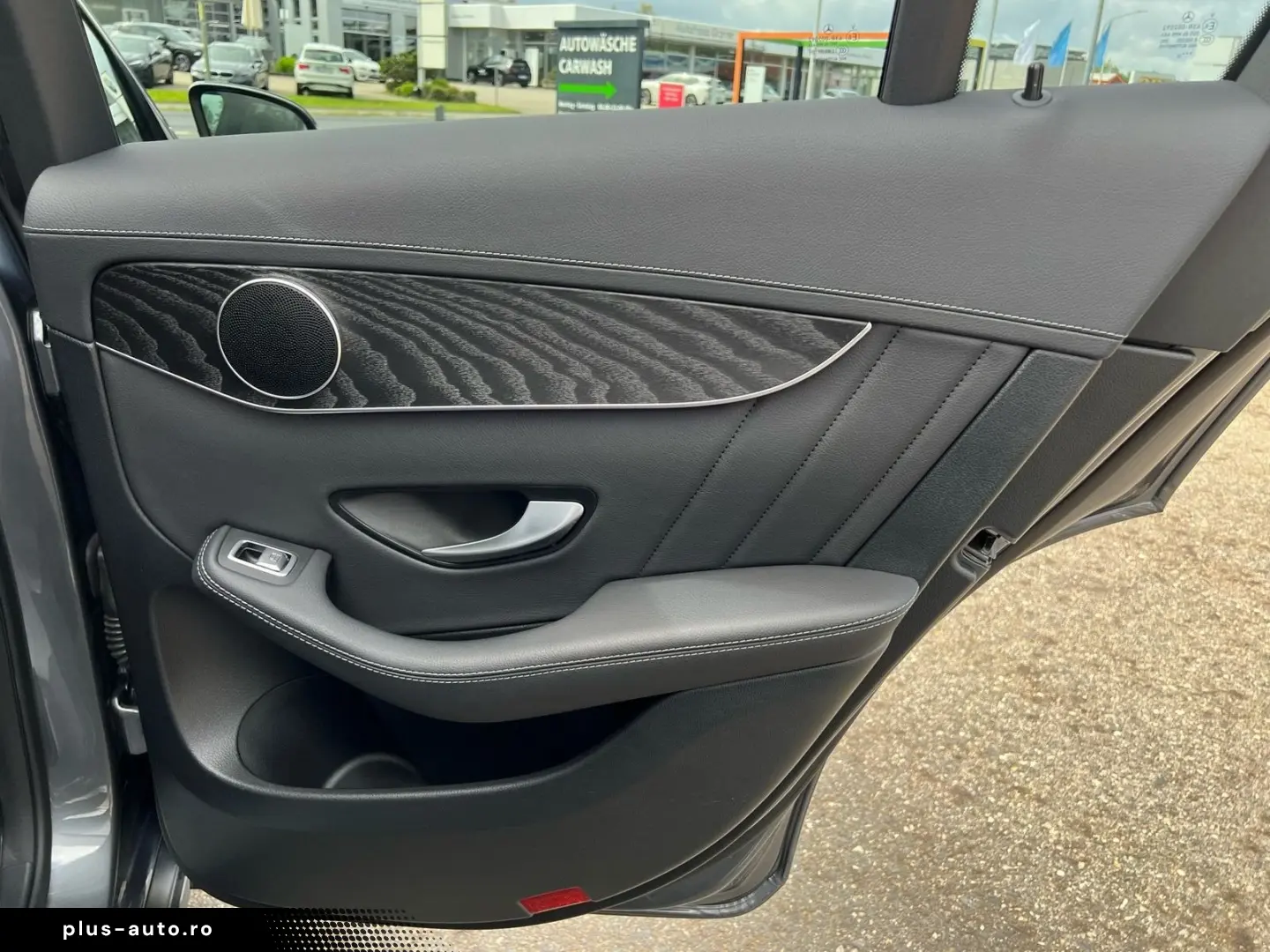 MERCEDES-BENZ GLC 200 4Matic AMG Line AHK RFK Shz Navi