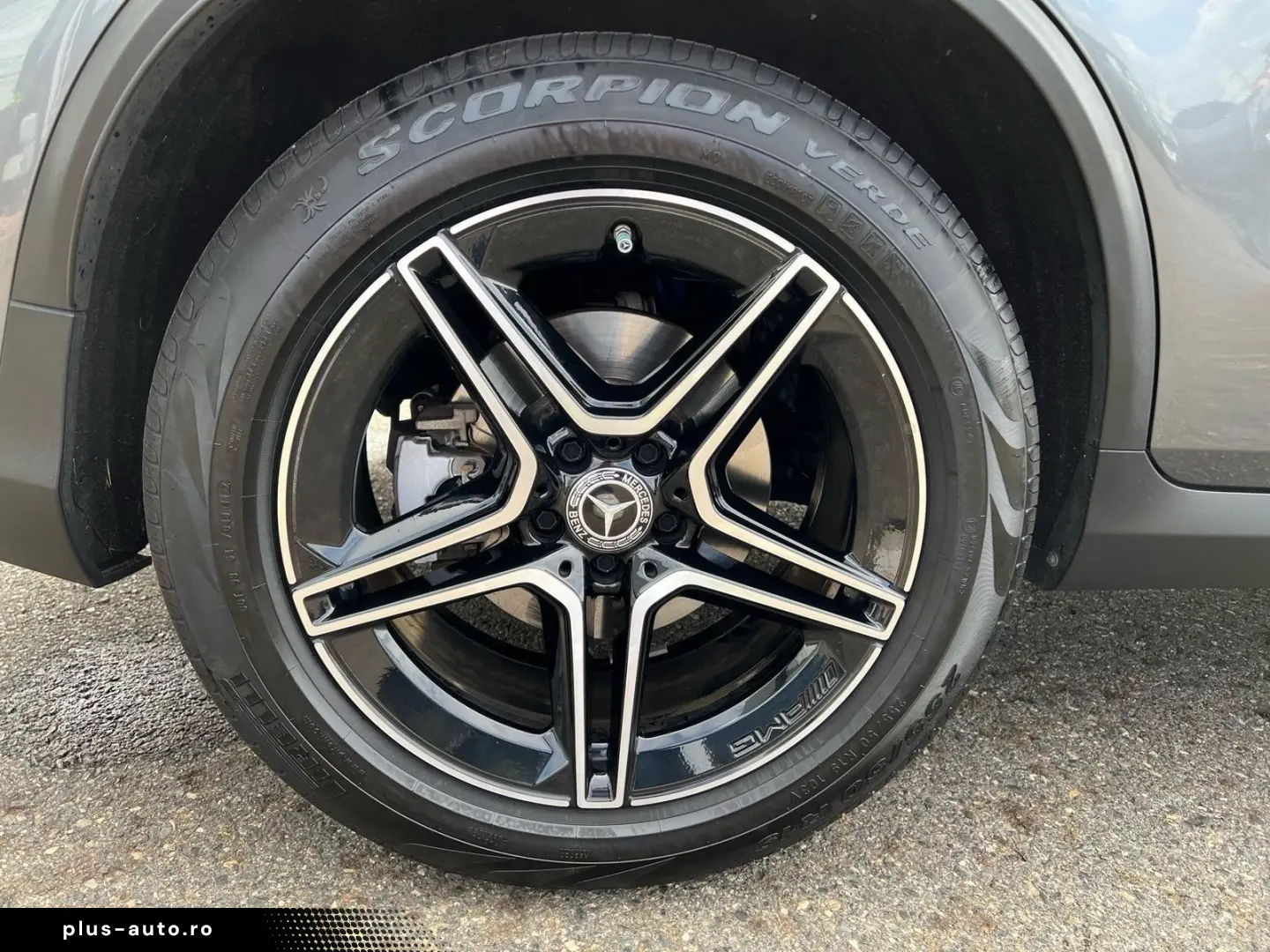 MERCEDES-BENZ GLC 200 4Matic AMG Line AHK RFK Shz Navi