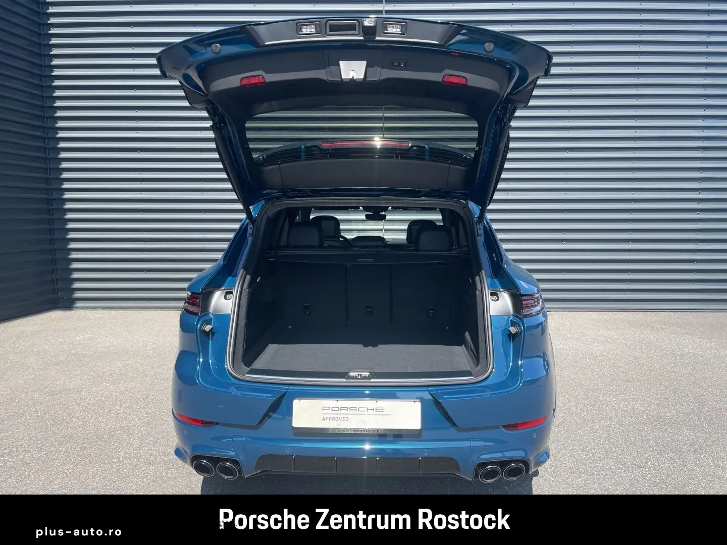 PORSCHE Cayenne BOSE Luftfederung LED-Matrix