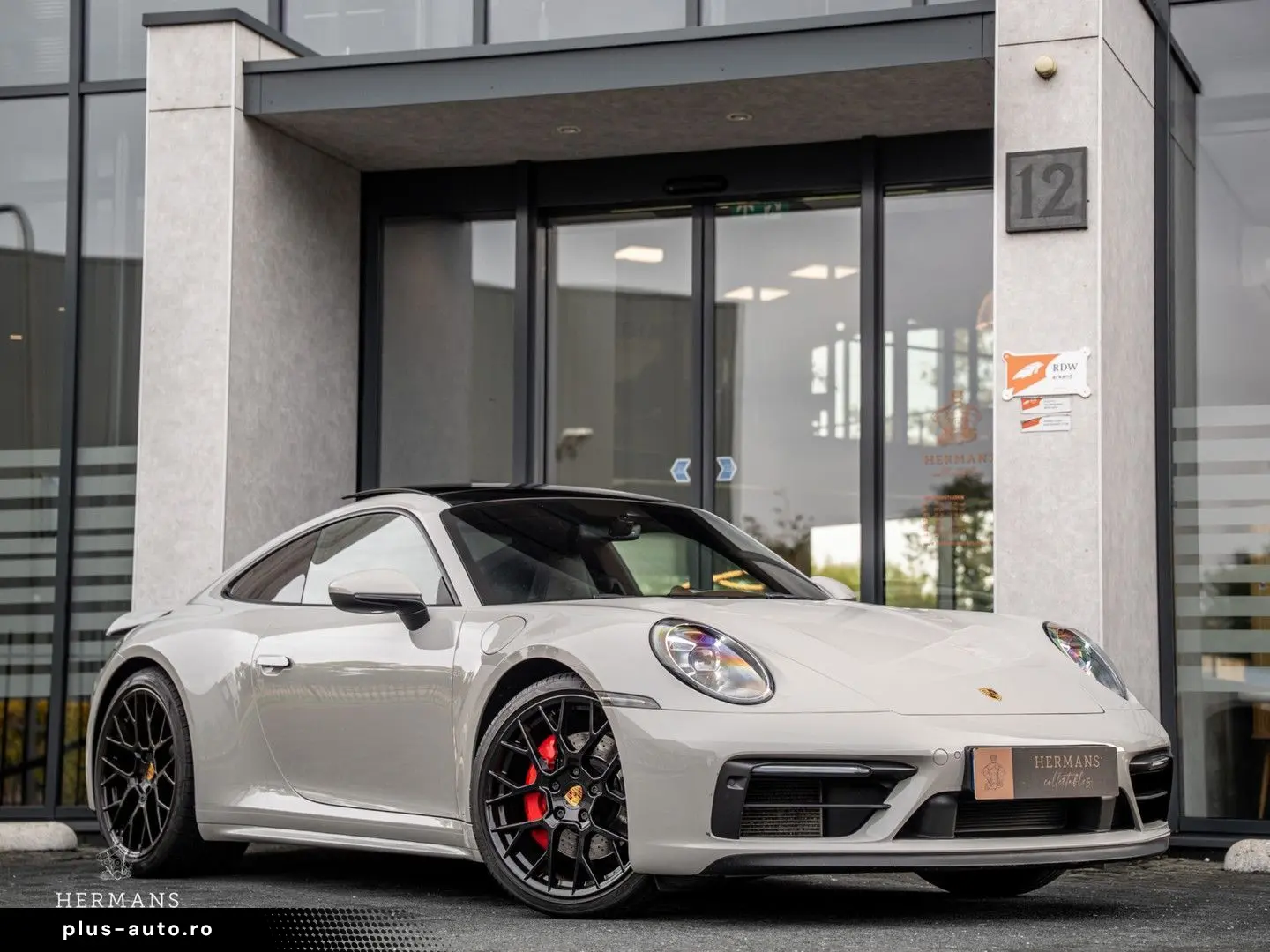 PORSCHE 911 3.0 Carrera 4 S   Kreide   Burmester   Carbo