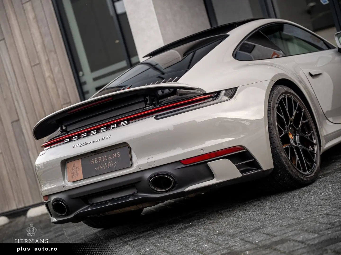 PORSCHE 911 3.0 Carrera 4 S   Kreide   Burmester   Carbo