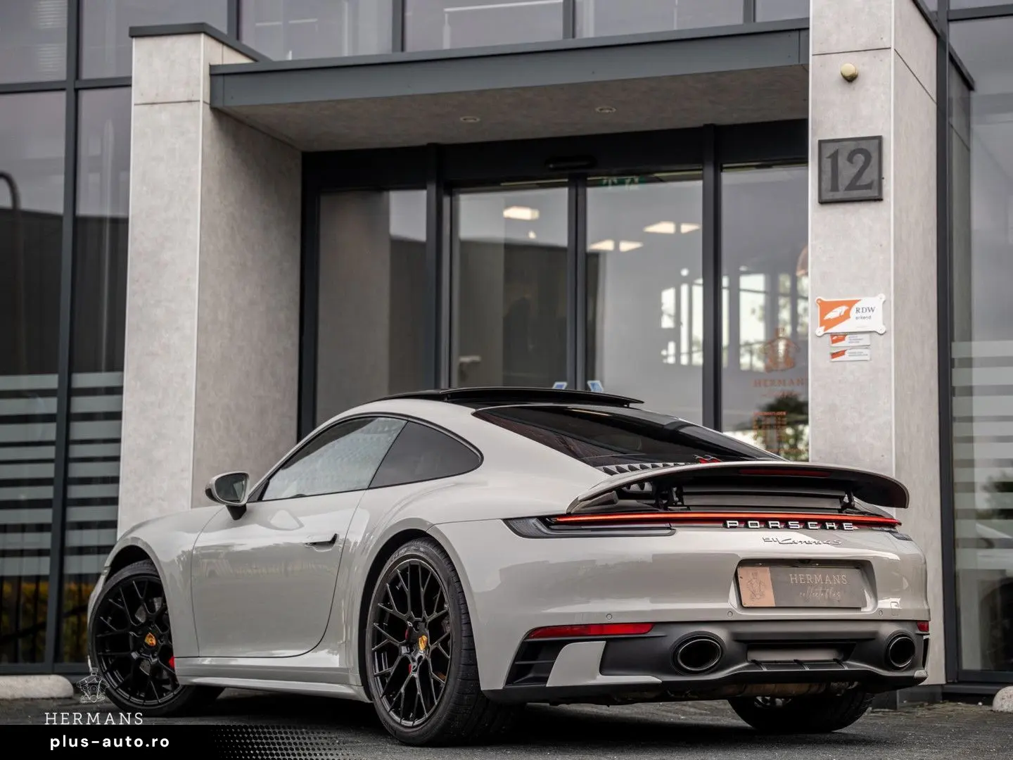PORSCHE 911 3.0 Carrera 4 S   Kreide   Burmester   Carbo