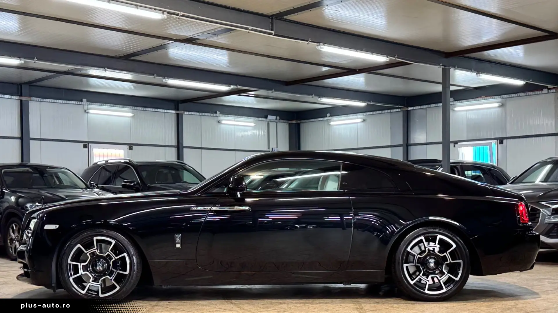 Rolls-Royce Wraith BLACK
